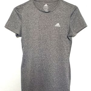 Adidas Tshirt Small Gray